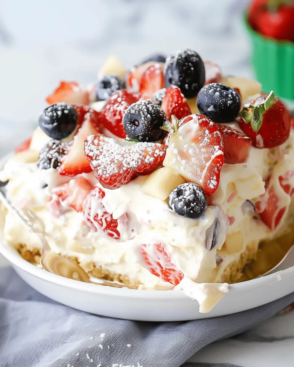 Cheesecake Fruit Salad: A Sweet and Easy Twist on Tradition
