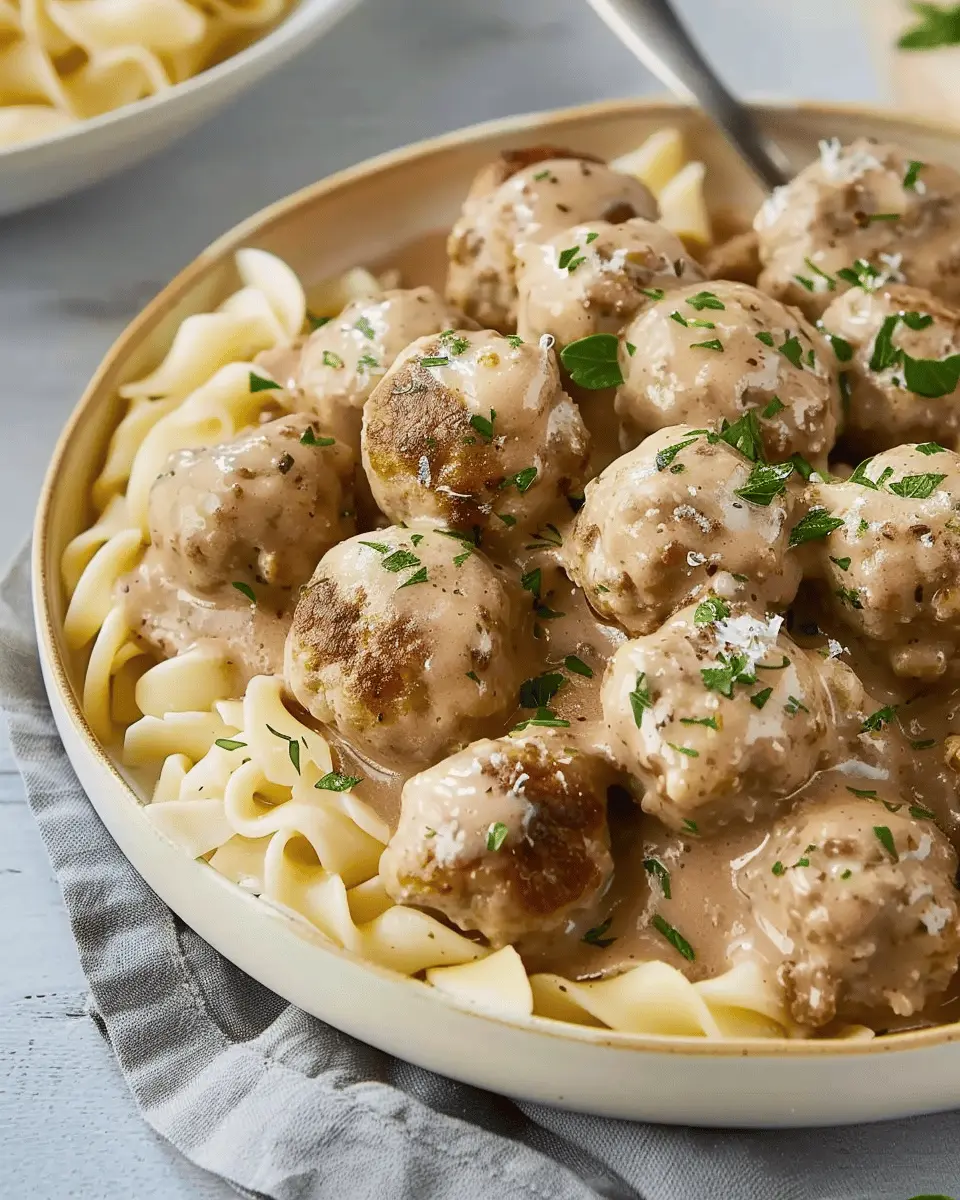 Irresistible Slow Cooker Swedish Meatballs for Easy Dinners