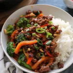Spicy Ground Beef Stir-Fry Bowl with Garlic Veggies & Steamy Rice